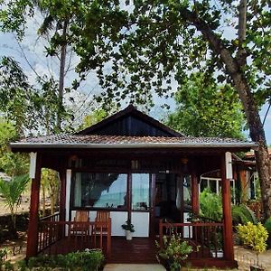 Khu nghỉ dưỡng Bamboo Cottages